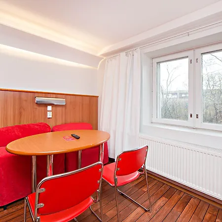 Omena Humalistonkatu Hotel