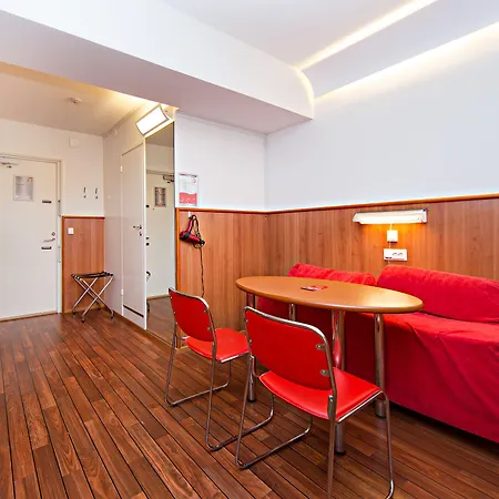 Omena Humalistonkatu Hotel 3*