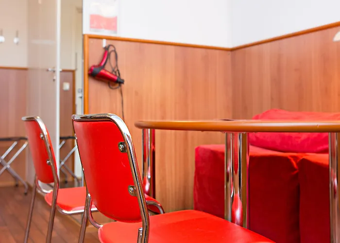 Omena Humalistonkatu 3*