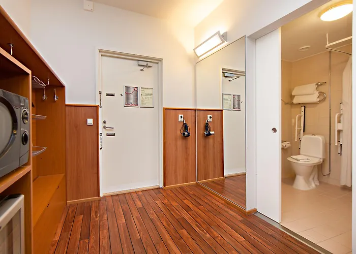 Omena Humalistonkatu 3*