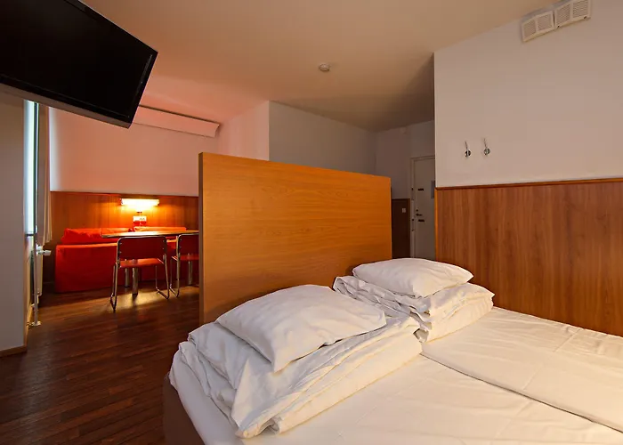 Omena Humalistonkatu توركو