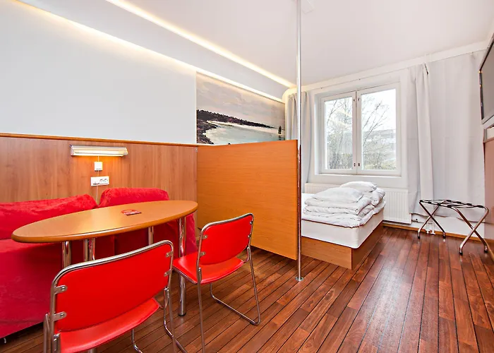 Omena Humalistonkatu فندق 3*