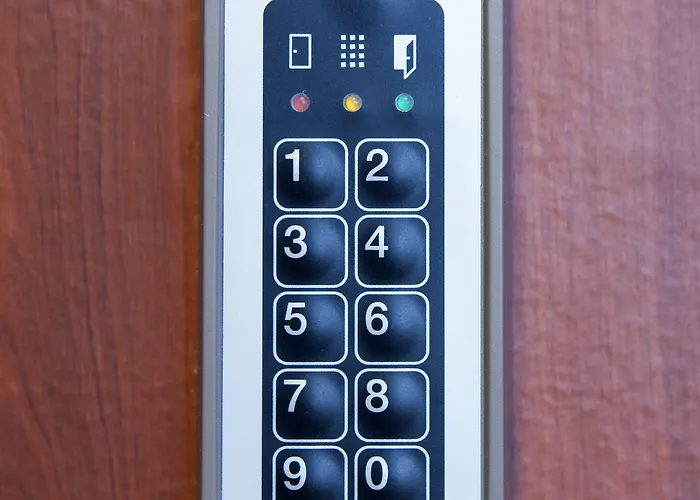 Omena Humalistonkatu فندق 3*